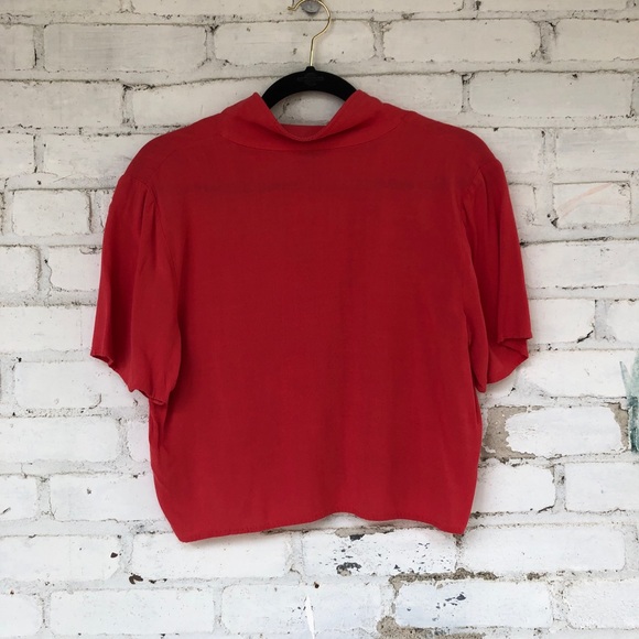 Cropped Coral Button Up - Picture 3 of 4